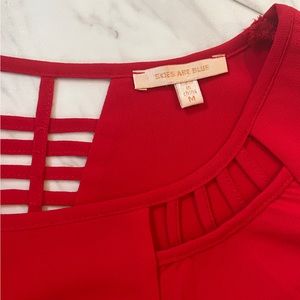 Skies are Blue cut out detail blouse size medium